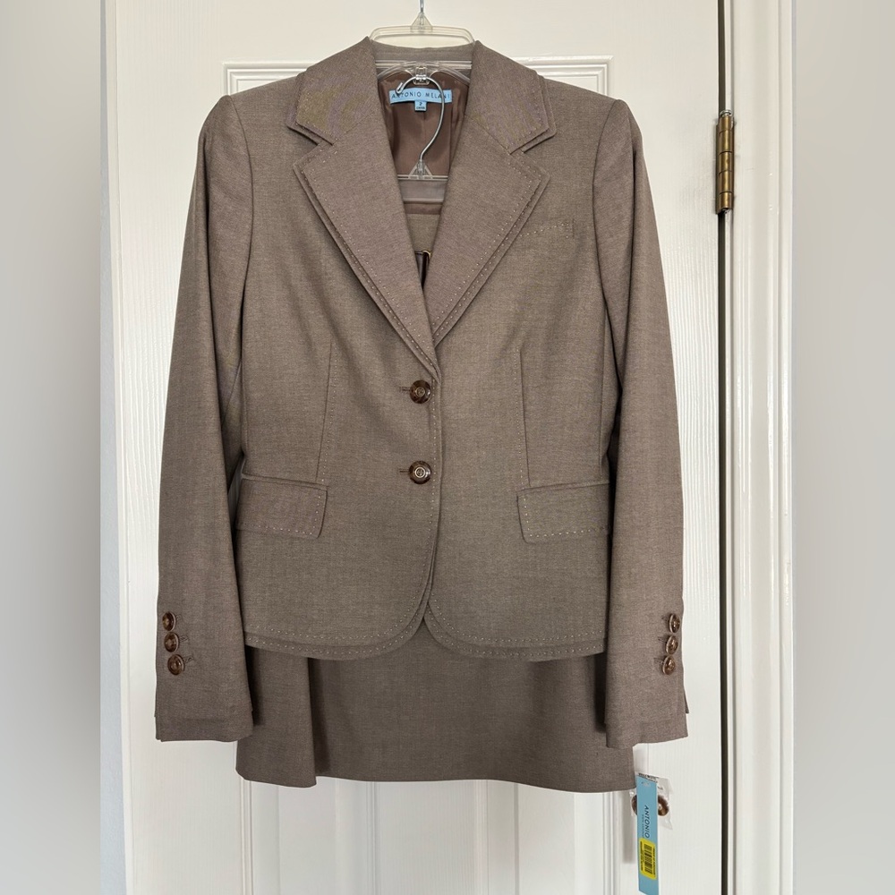 NWT Antonio Melani Tan/Brown Suit Size 2